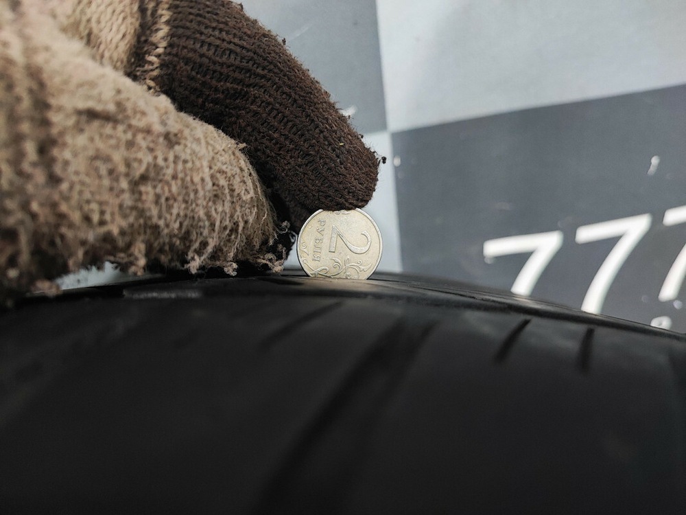 Шины летние 4шт R20 285/50: Nokian 3шт, Dunlop 1шт Б/У