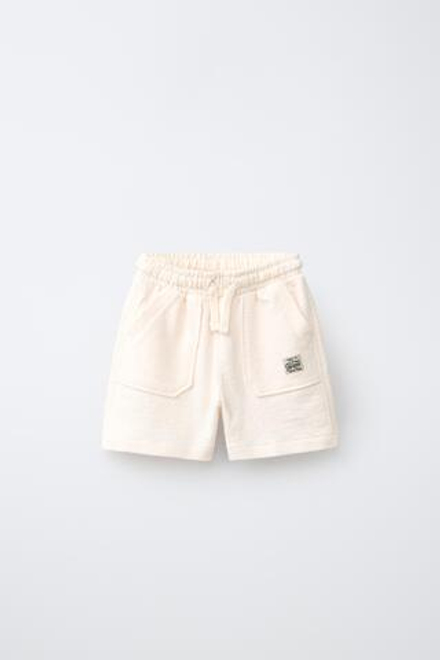 ZARA ОДНОТОННЫЕ ШОРТЫ ИЗ КРЕПА, ЭКРЮ