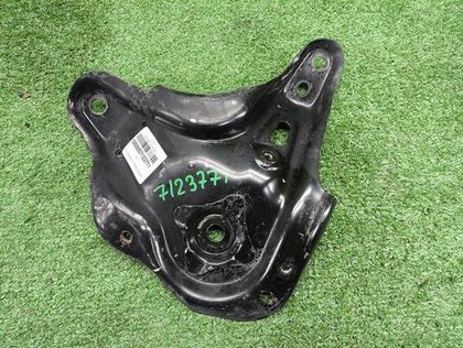 Кронштейн левый Changan Uni-K (2020-н.в.)