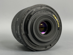 Canon EOS 1100D Kit 18-55mm 17.000 кадров