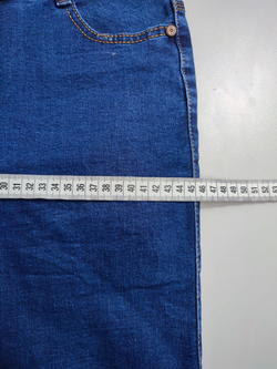 Джинсы практичные 44 размер