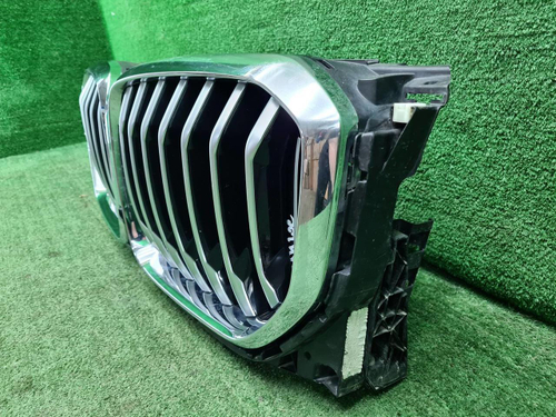 Решетка радиатора BMW X5 G05 (2018-2023)