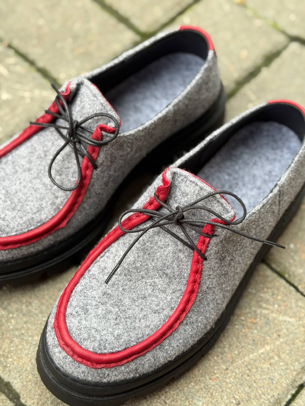MocToe  gray sherst