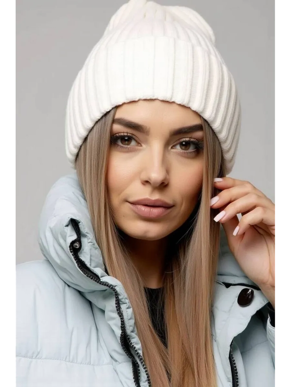 шапка вязаная теплая зимняя с отворотом стильная