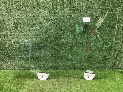 Стекло двери переднее левое Tank 500 (2021-н.в.)