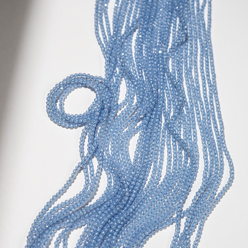 Шпинель с опаловым эффектом "Небесный опал", 2,1мм, шар, микроогранка