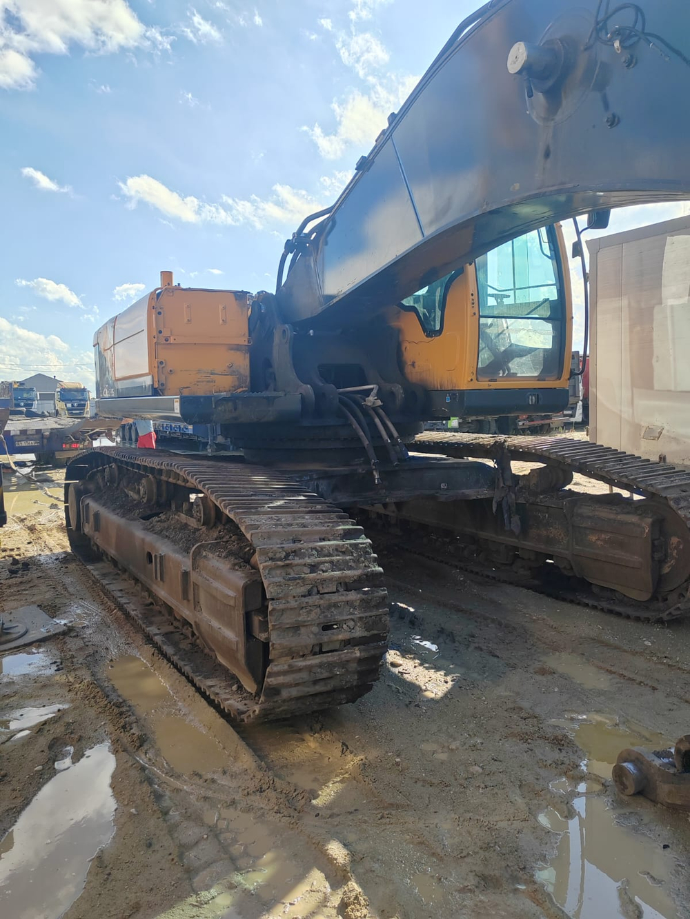 Hyundai R520 Экскаватор R520LC-9S (Дизельный, 10,8 л, 347 л.с., АТ)
