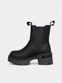 Челси с мехом