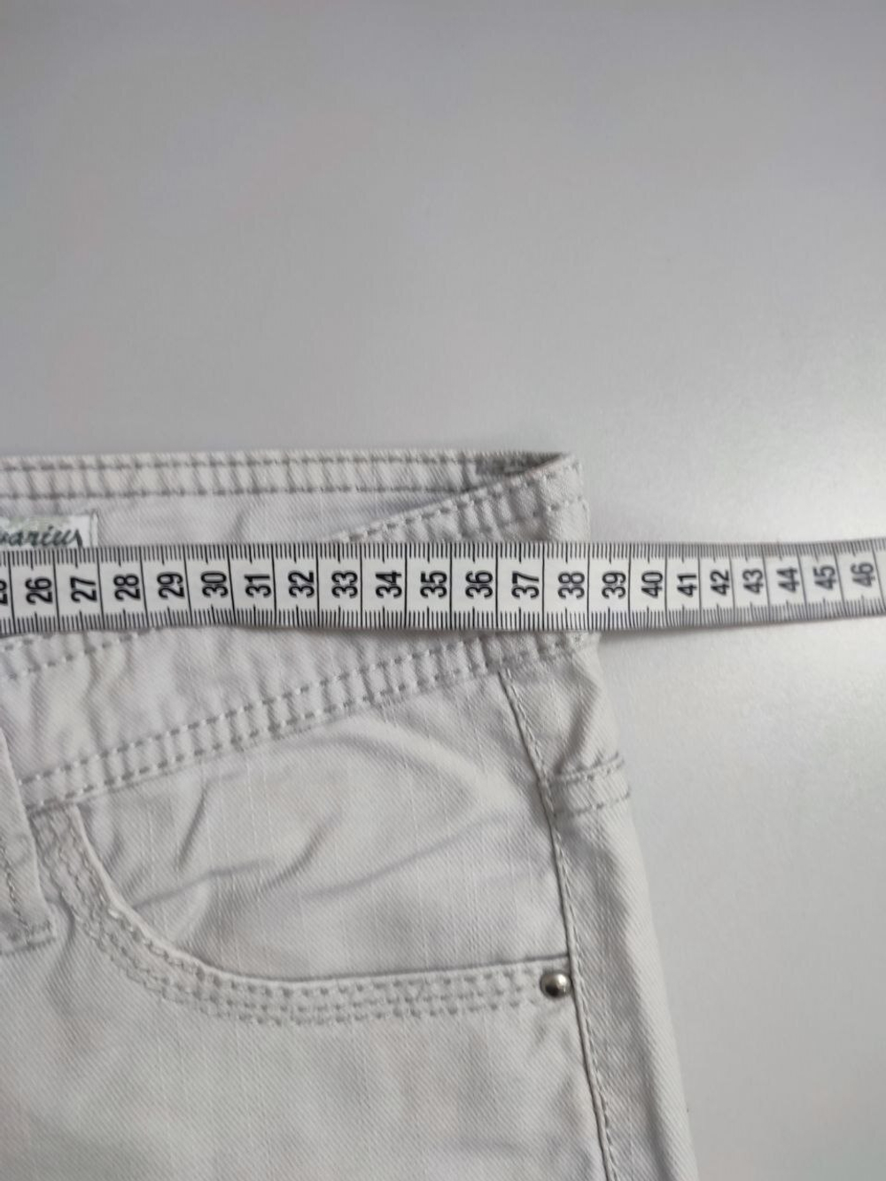 Штаны Stradivarius светлые 42 размер