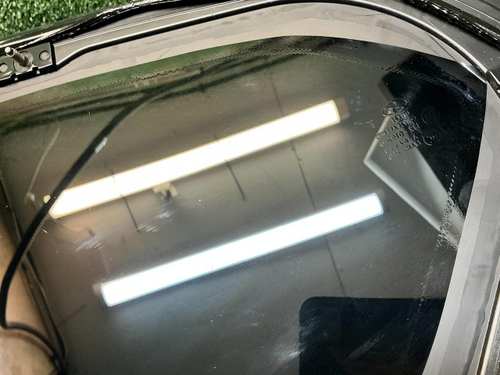 Форточка задняя правая Hyundai Santa Fe 4 TM 18-24