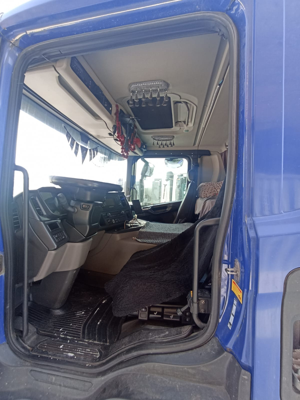 Scania P 8x4 Самосвал 440B8X4HZTA (Дизельный, 12,7 л, 441 л.с., МТ)