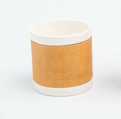 Кружка большая фарфоровая без ручки с берестой. Коллекция Log (Бревно)