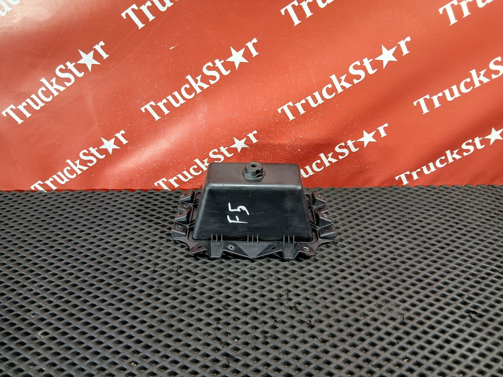 Карман панели приборов