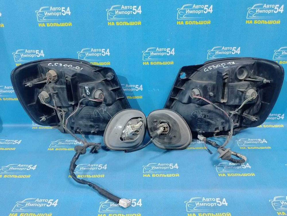 Стоп левый LEXUS GS300 1999
