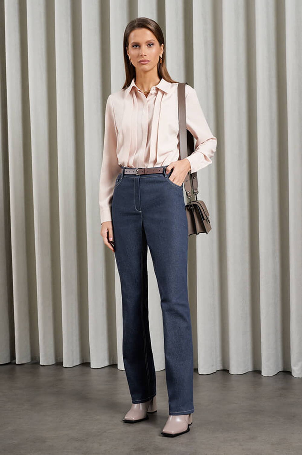 22918 Блузка женская (светло-бежевый)