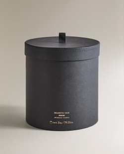 Zara Home Свеча ароматическая Majestic Oud 2000 г, растительный воск, аромат восточный древесный, Коричневый
