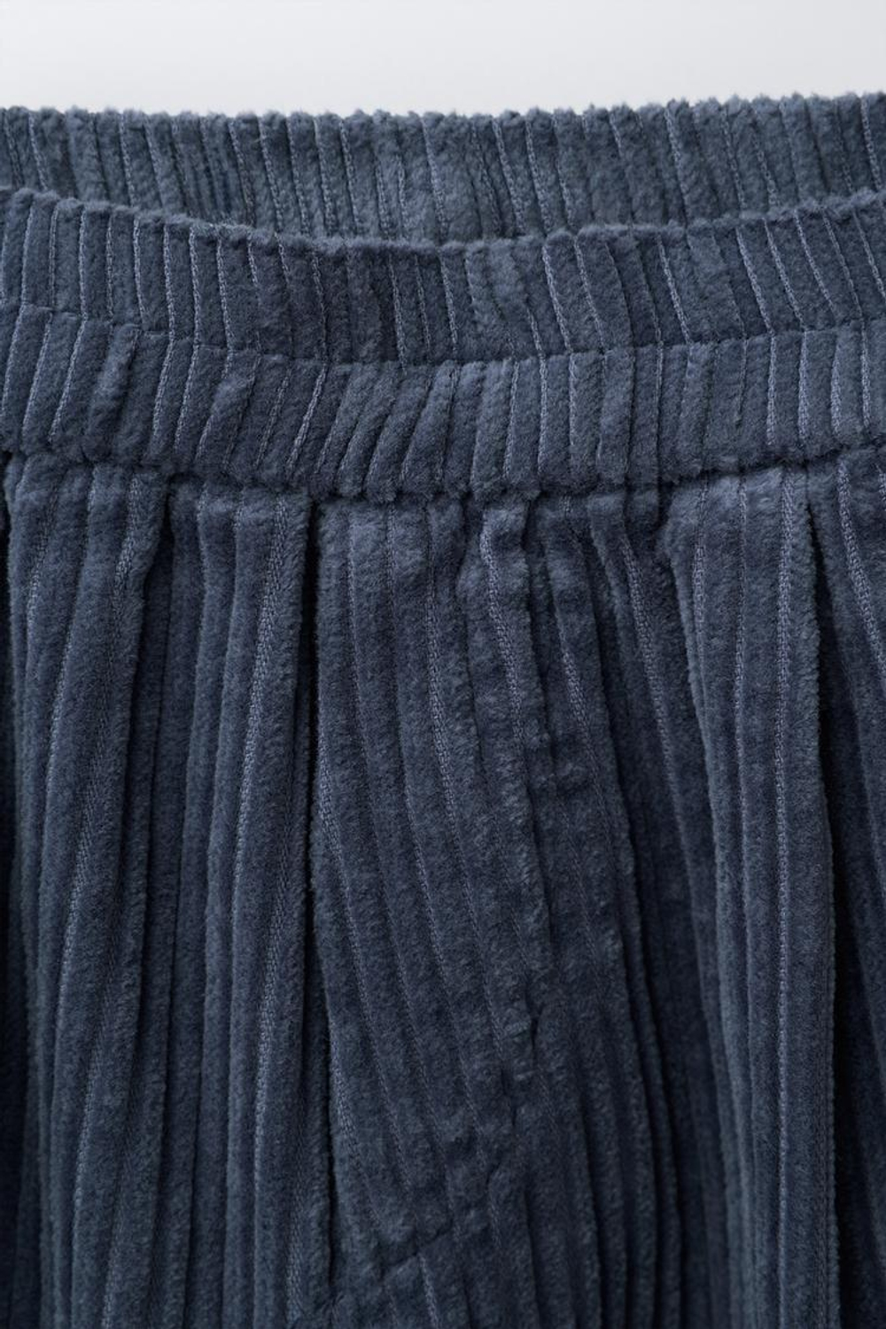 ZARA БРЮКИ BALLOON ИЗ ПЛОТНОГО ВЕЛЬВЕТА, СИНИЙ