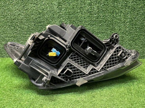 Фара левая Mercedes V w447 (2014-н.в.) LED