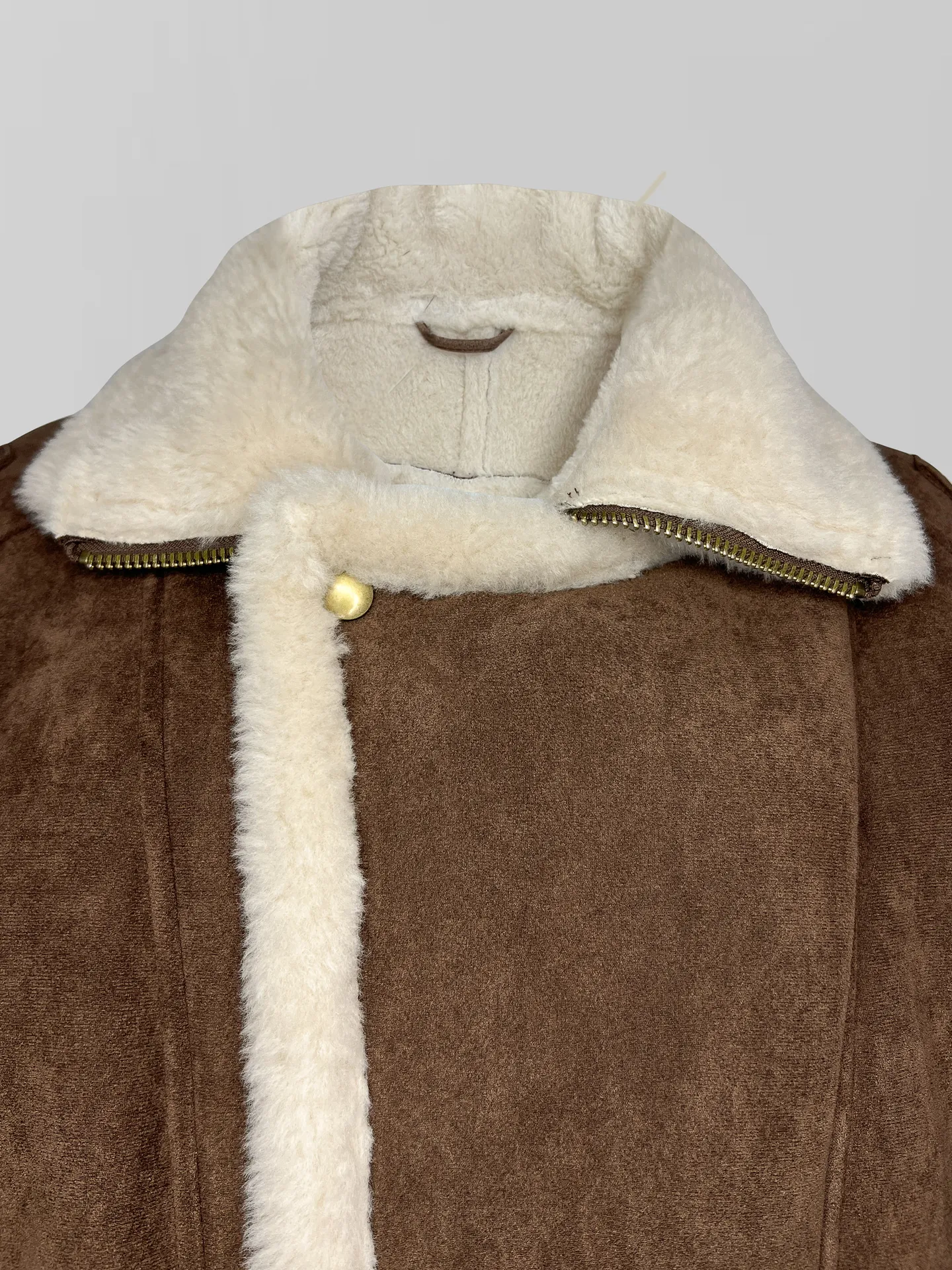 Дубленка Hestovrviio 231-38 замшевая однотонная на молнии