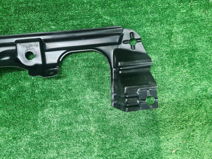 Пыльник переднего бампера Toyota Fortuner 2 (2015-2020)