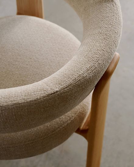 Granite Стул на 3 ножках из бежевого шенилла и массива ясеня в натуральной отделке Испания La Forma