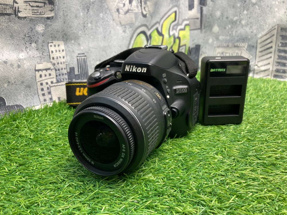 Nikon D5100 kit 18-55mm 3.5-5.6G VR 10.600 кадров