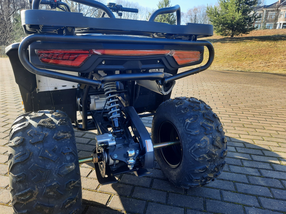 Квадроцикл бензиновый MOTAX GRIZLIK W200