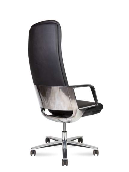Кресло офисное Норден / Верту / Vertu / черная экокожа