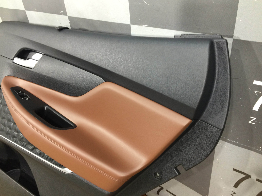 Обшивка двери задней правой Hyundai Santa Fe 4 (TM) 18-23 Б/У Оригинал 83308S1770