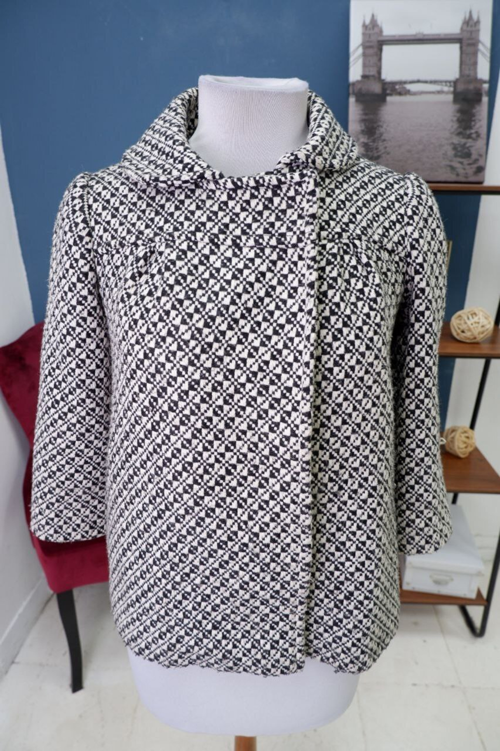 Пальто короткое 46 размер