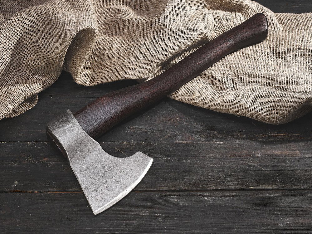 Топор "Дорожный", рукоять комель берёзы (морилка)