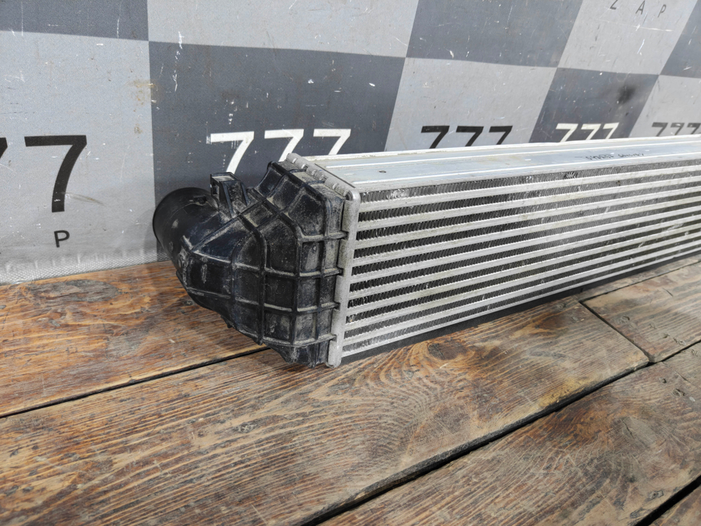 Интеркулер Geely Coolray 19-нв Б/У Оригинал 2074056300