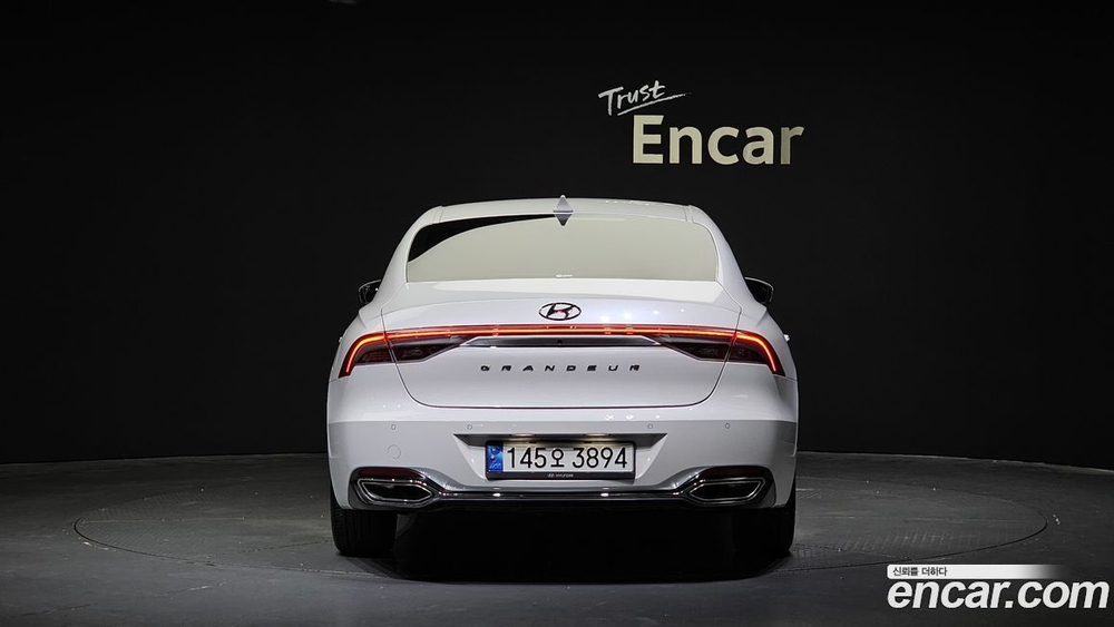 Hyundai The New Grandeur (Azera) IG Hybrid LeBlanc (06.2022)
