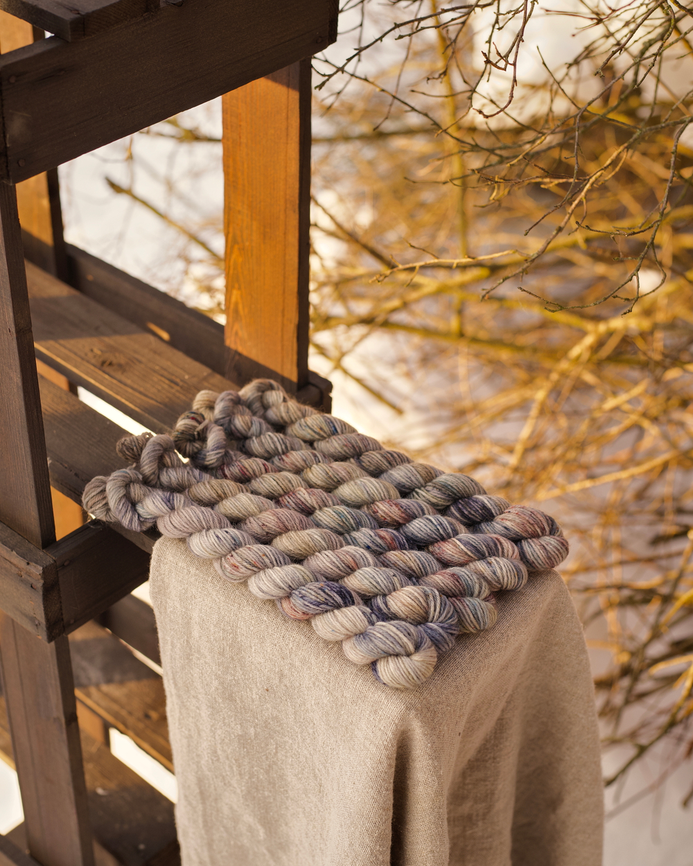 Носочная пряжа с добавлением шерсти "Сиреневый" 20 г