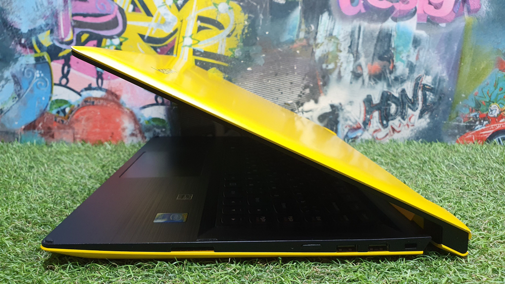 Ноутбук-трансформер Lenovo i3/4Gb