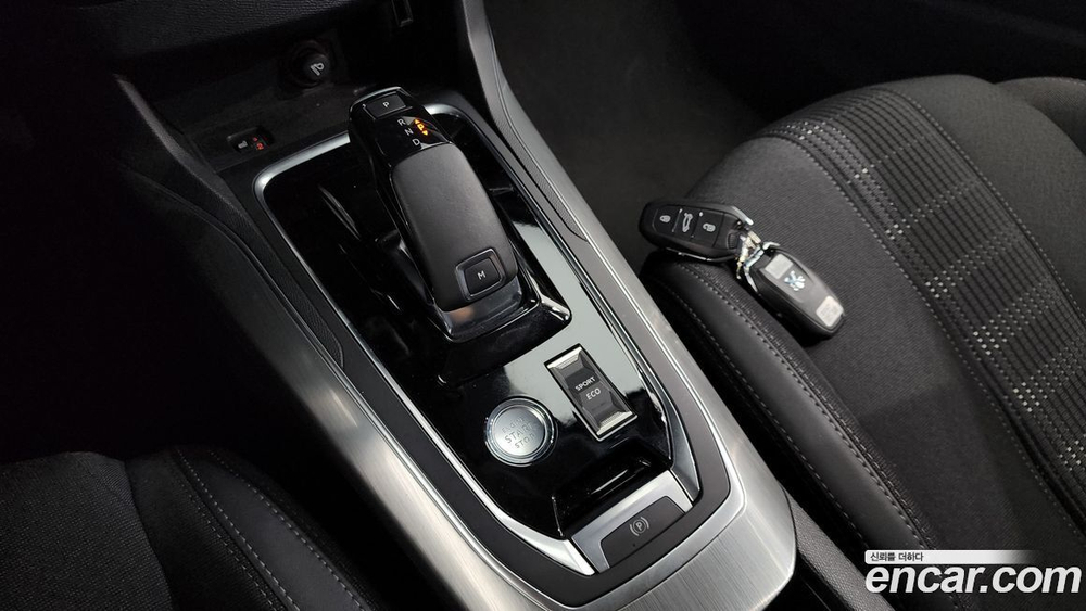 Peugeot 308 2 Generation 1.5 BlueHDi 알뤼르 (08.2019)