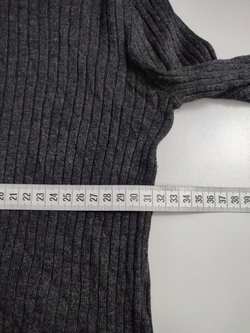 Джемпер Bershka из вискозы 44 размер