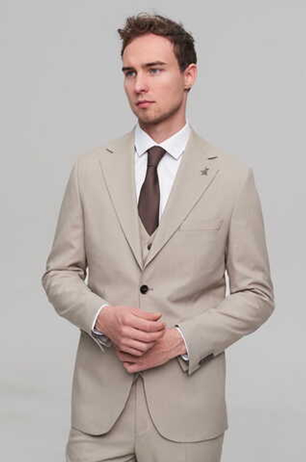 Мужской классический костюм (бежевый) В60