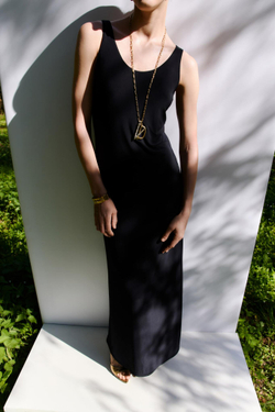 Платье макси из трикотажа