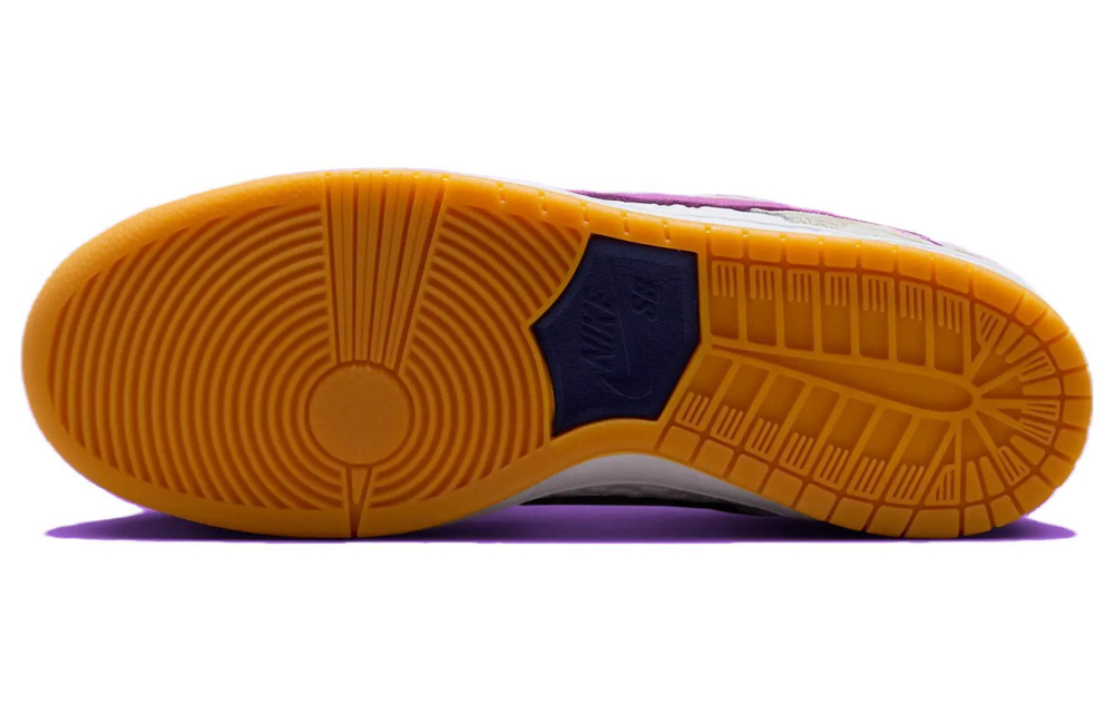 Кроссовки Rayssa Leal X Nike Dunk Sb "Pure Platinum And Vivid Purple"