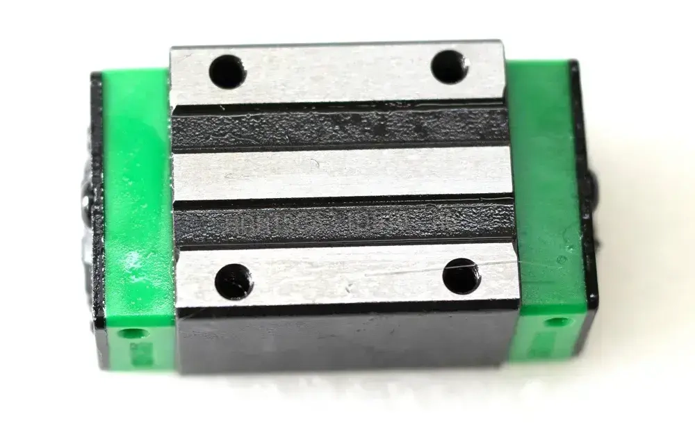 Каретка HGH15CA для рельсовой направляющей