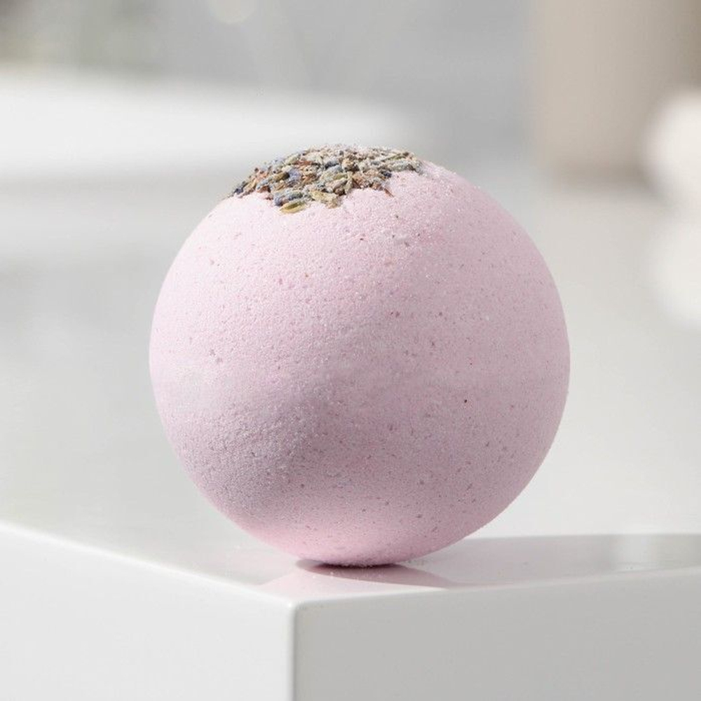 Бомбочка для ванны «Ла-Ла-Лаванда» с лепестками лаванды - 130 гр.