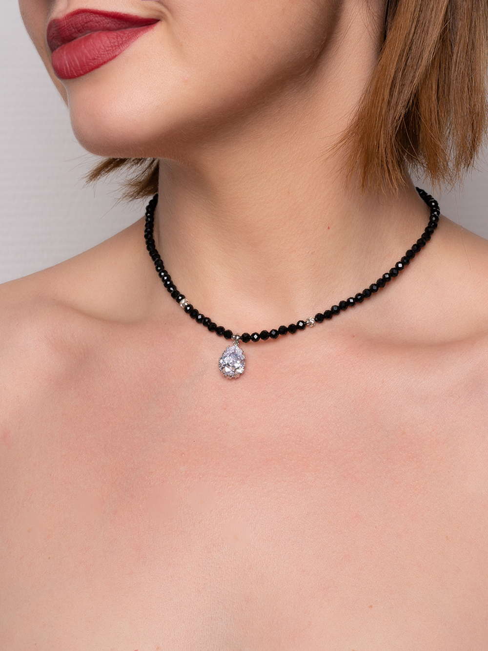 10153011 Колье Роман с камнем