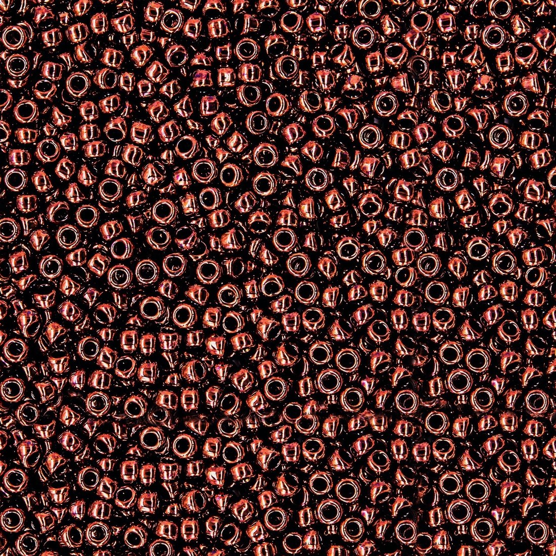 Японский бисер TOHO Round 15/0 (№222), металлизированный, непрозрачный глянцевый