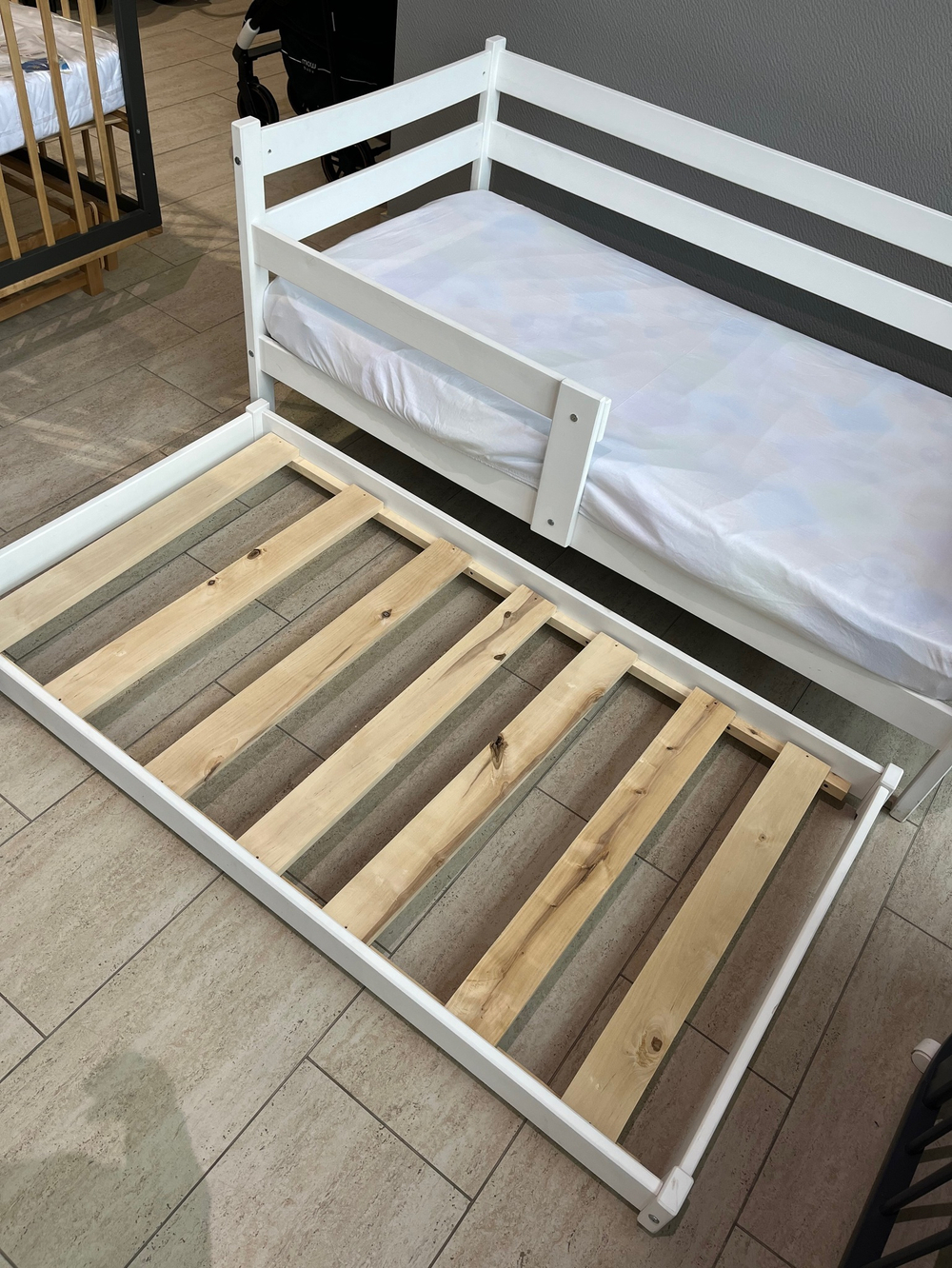 Выкатное спальное место 900*1700 белое (ММ)