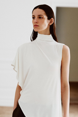 ZARA ТОП АСИММЕТРИЧНОГО КРОЯ СО СБОРКАМИ, БЕЛЫЙ