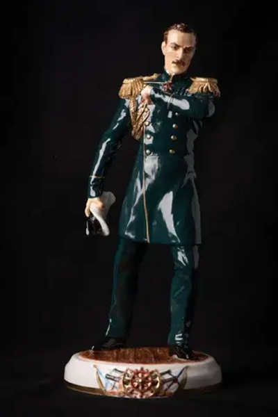 Статуэтка. Фарфор. Солдат. Корнилов Лавр Георгиевич - Русский флотоводец. Россия