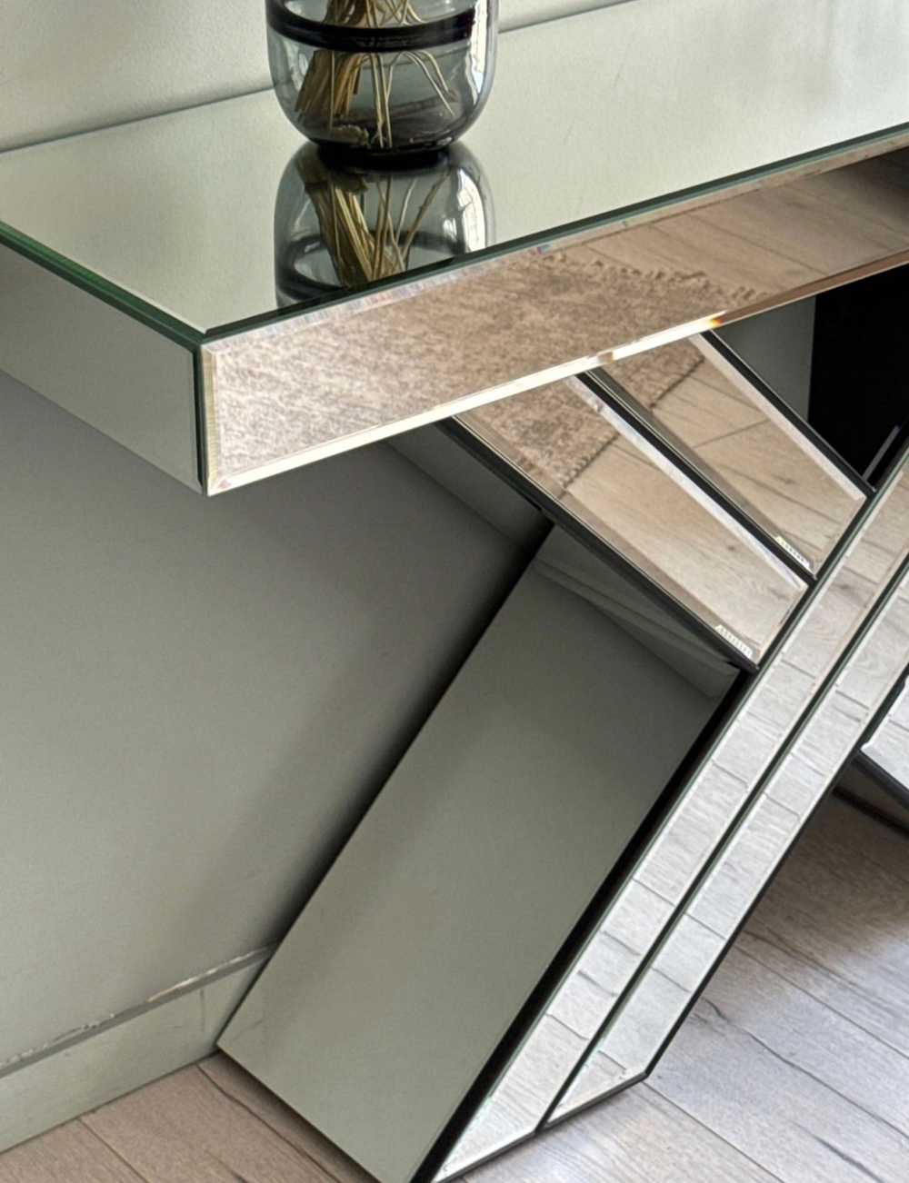 Консоль "Мистер" BH