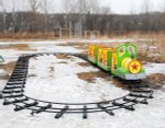 железная дорога детский аттракцион, паровозик детский аттракцион, аттракцион железная дорога, карусель железная дорога, карусель детская железная дорога, аттракцион поезд, детский развлекательный автомат железная дорога, карусель поезд с тремся вагонами