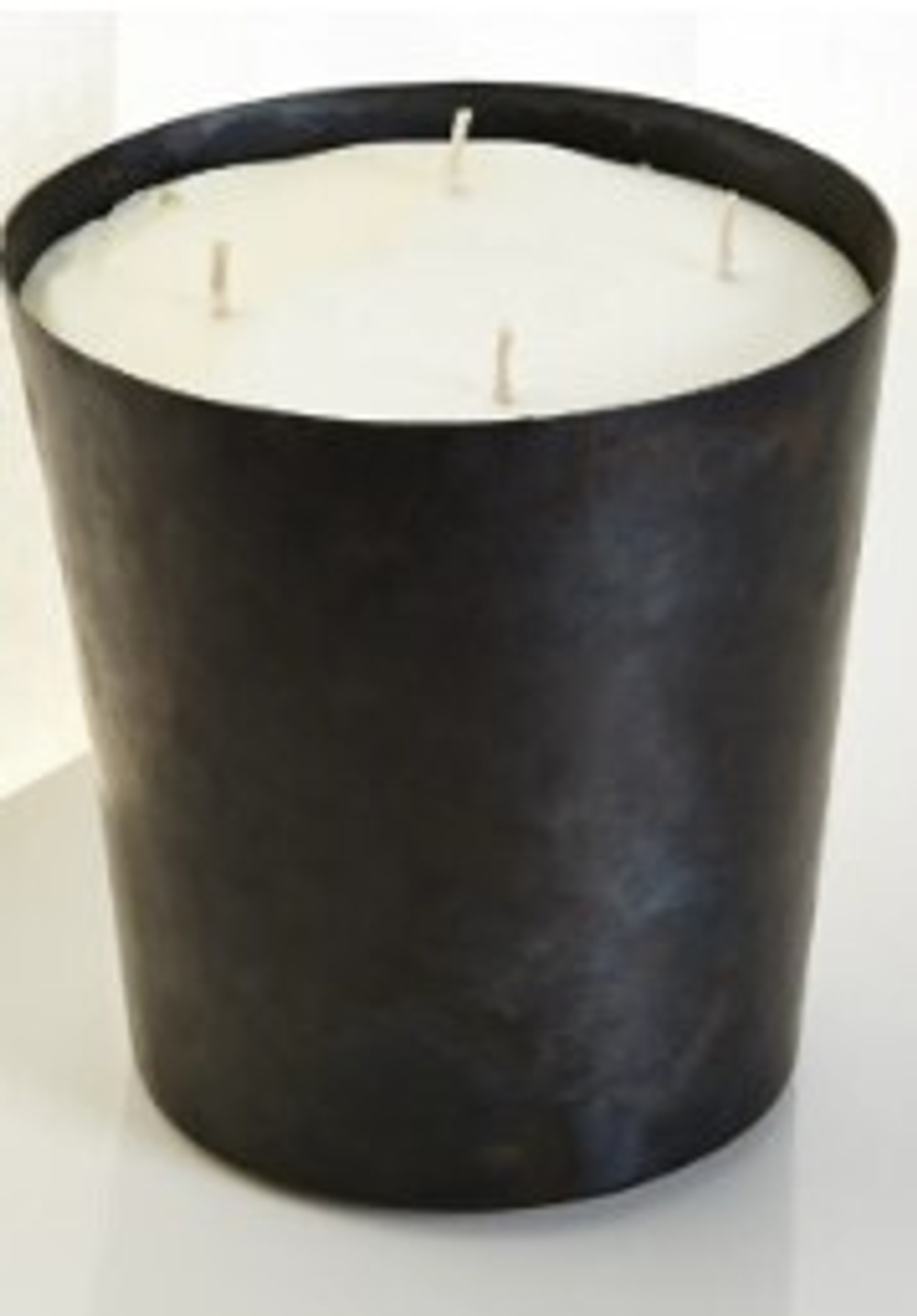 Свеча ароматическая Graphit MAD et LEN воск/металл/black 3,5kg